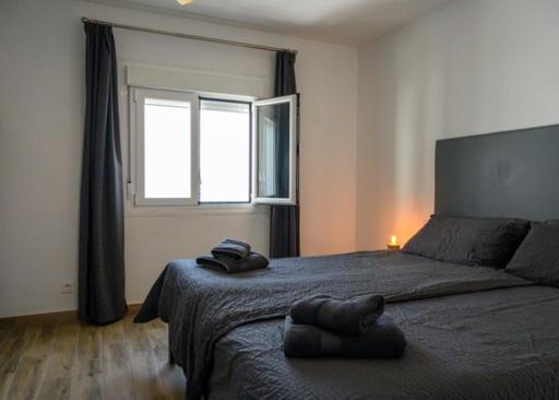 Newly Renovated 2 Bedroom Beachfront House Sitio de Calahonda Kültér fotó